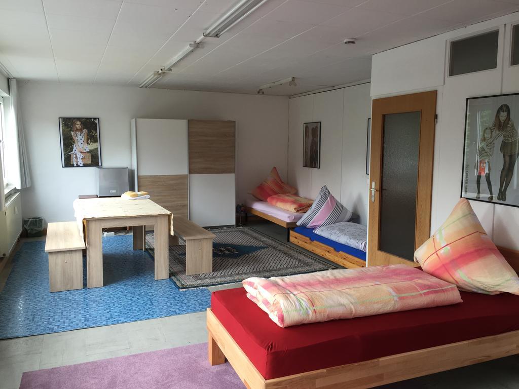 Carli'S Bed-No-Breakfast Hotel Friedrichshafen Buitenkant foto