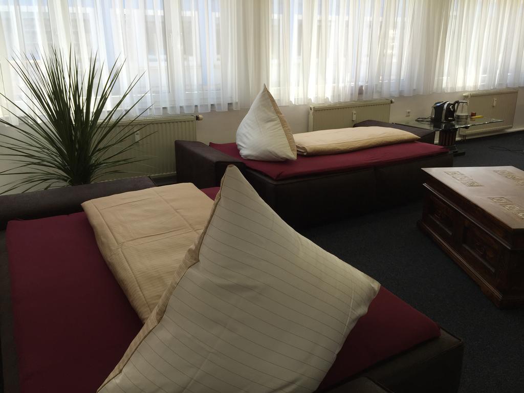 Carli'S Bed-No-Breakfast Hotel Friedrichshafen Buitenkant foto